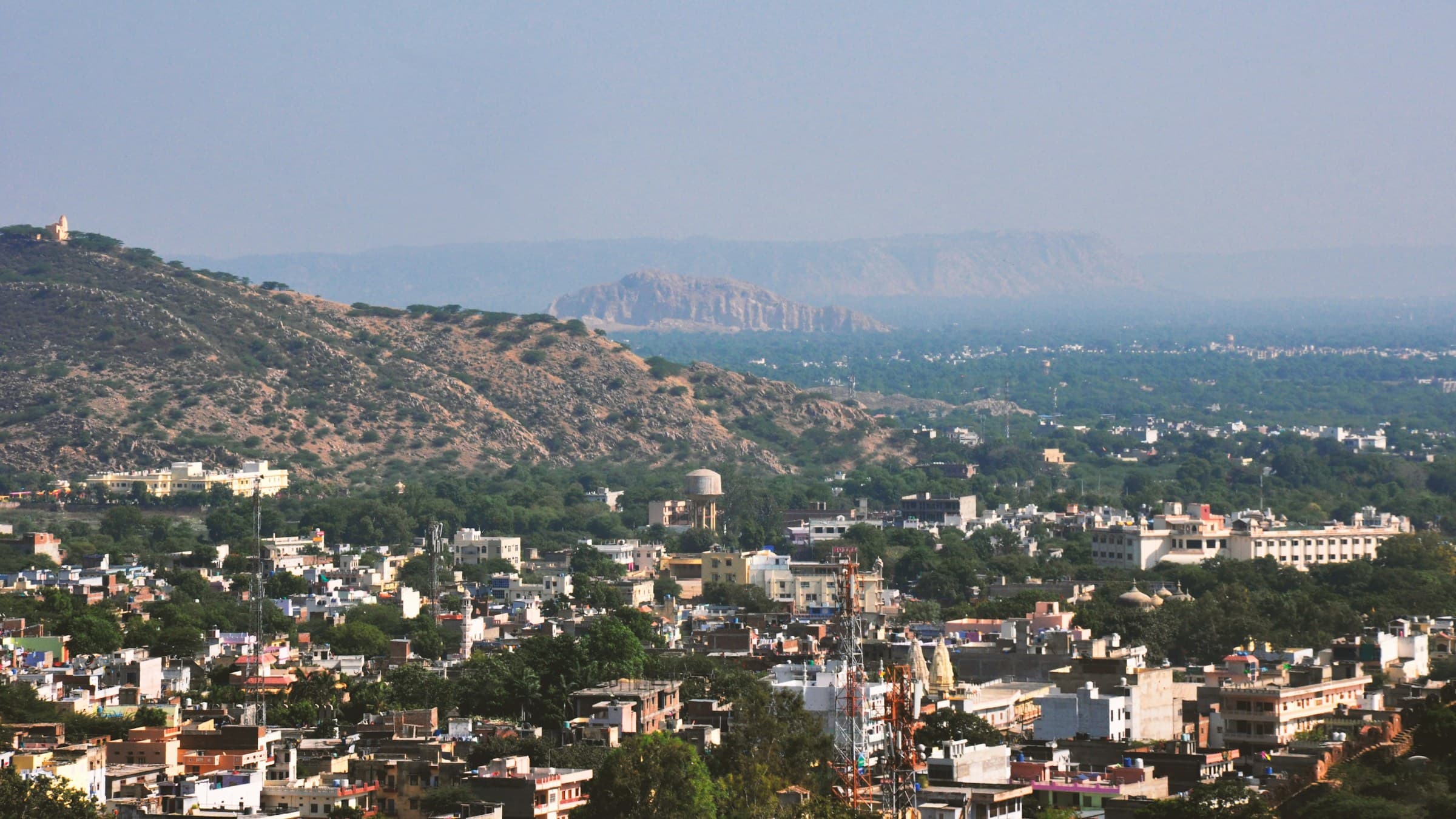 Jaipur city and the Aravalli hills